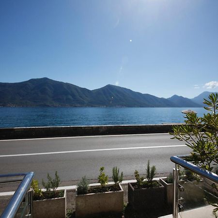 Waterfront Apartments コトル エクステリア 写真