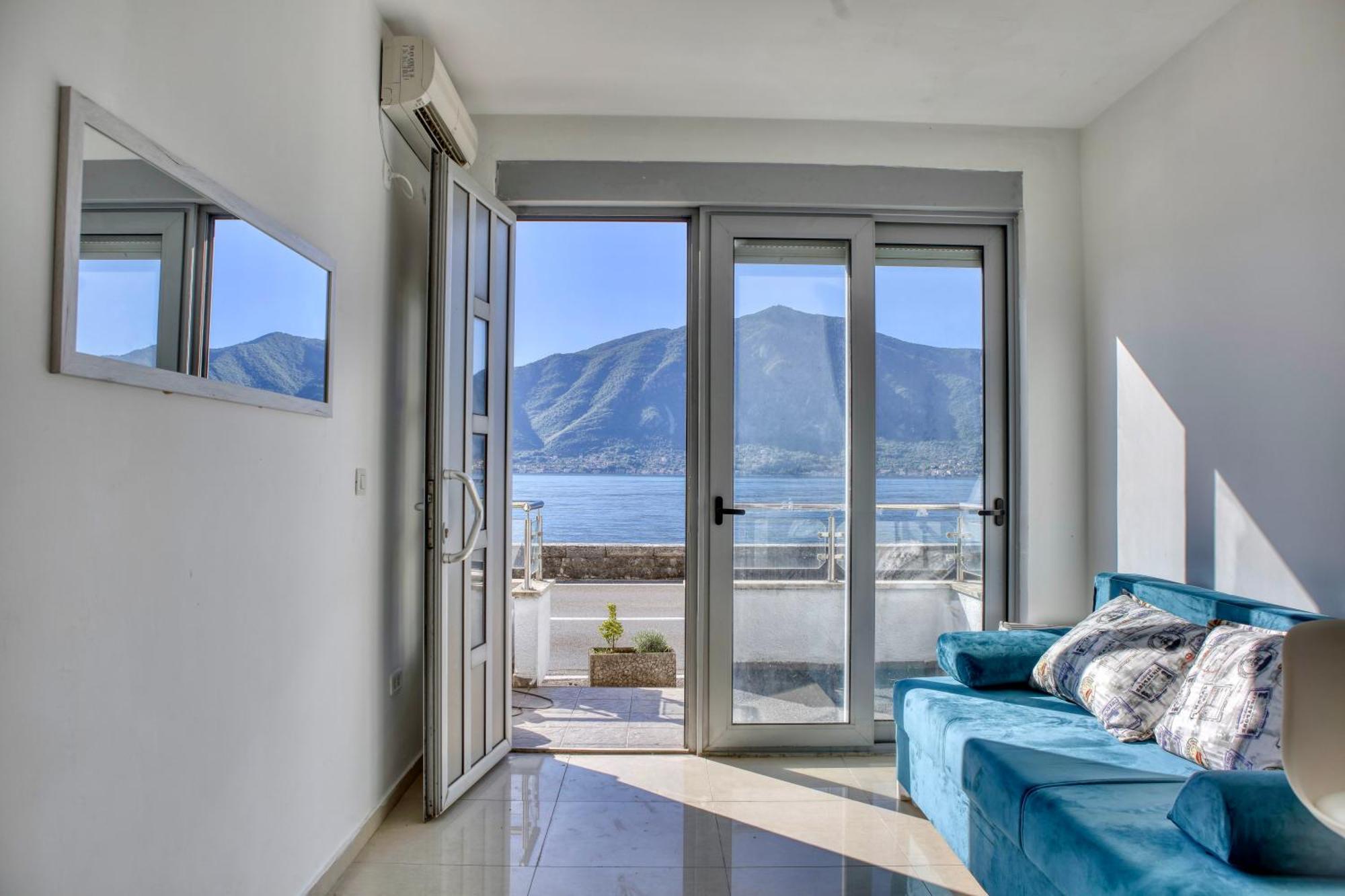 Waterfront Apartments コトル エクステリア 写真